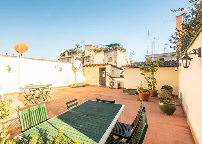 Spacious 2br In The Historic Center
