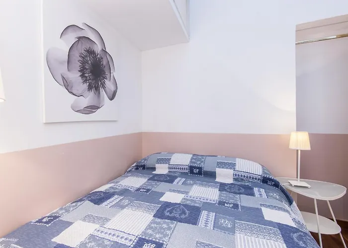 Spacious 2br In The Historic Center Appartamento