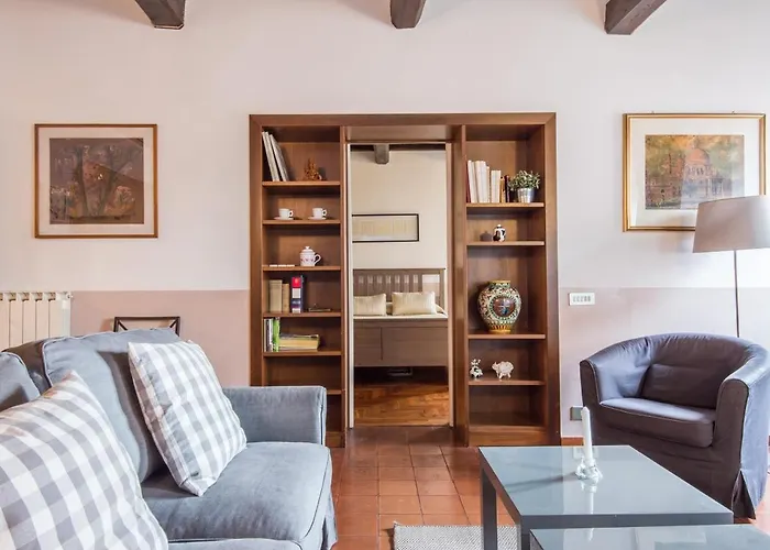 Spacious 2br In The Historic Center *