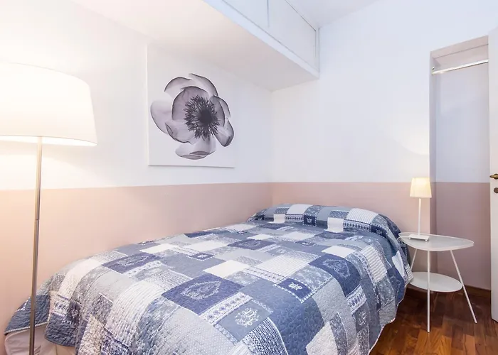 Spacious 2br In The Historic Center Appartamento
